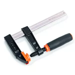 Kendo stega stolarska