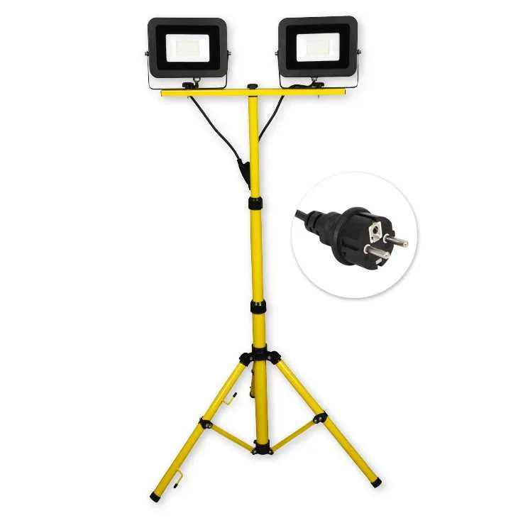 LED reflektor na stativu 2x30W