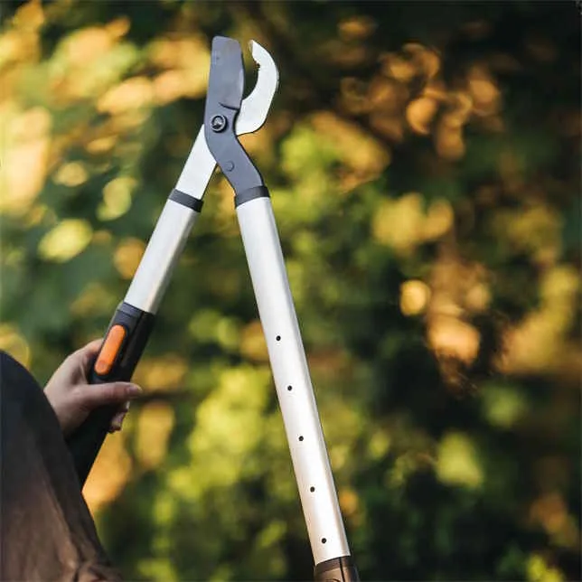 Fiskars SmartFit teleskopske skare za grane L86 10135642