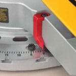 DEWALT DWS780 QS potezna preklopna pila 305 mm 1675 W18